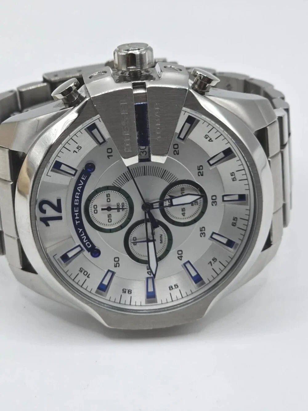 Diesel Mega Chief Men's Silver Stainless Steel Chronograph Watch DZ4477